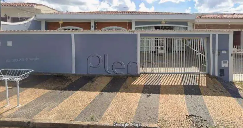 Casa à venda em campinas, parque são quirino, com 3 quartos, com 252.05 m²
