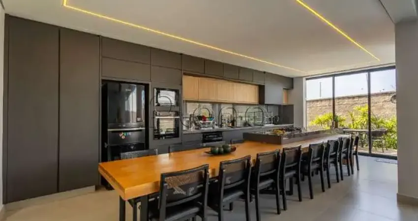 Sobrado à venda em campinas, loteamento parque dos alecrins, com 3 suítes, com 290 m²