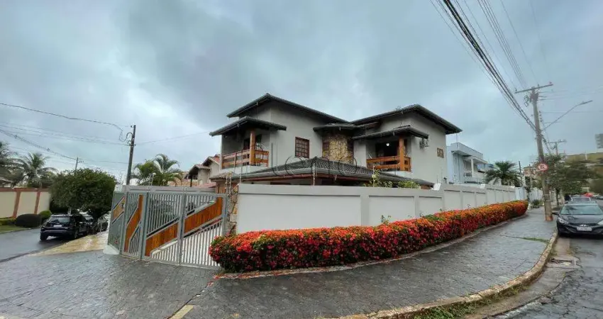 Sobrado à venda em Campinas, Mansões Santo Antônio, com 3 quartos, com 200 m²