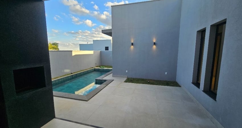 CASA NOVA 3 SUÍTES CONDOMÍNIO FECHADO