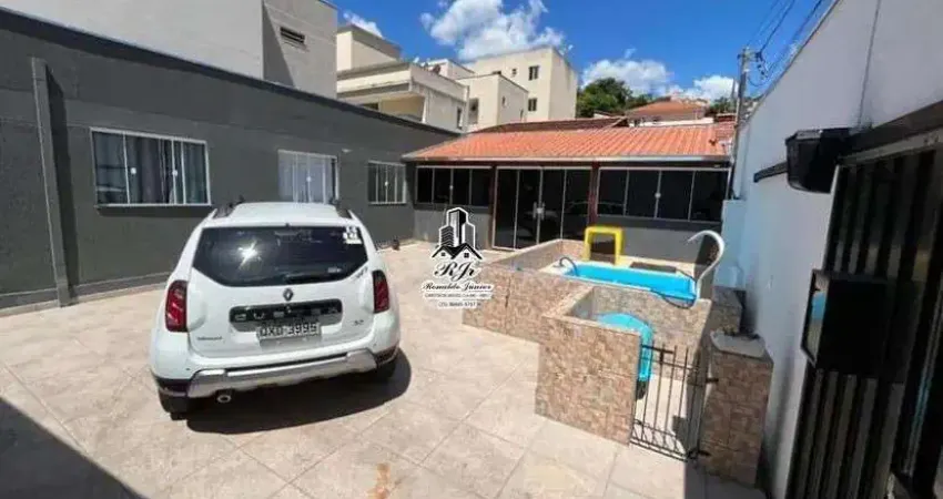 Casa para Venda em Itajubá, Cruzeiro, 3 dormitórios, 1 suíte, 2 banheiros, 2 vagas