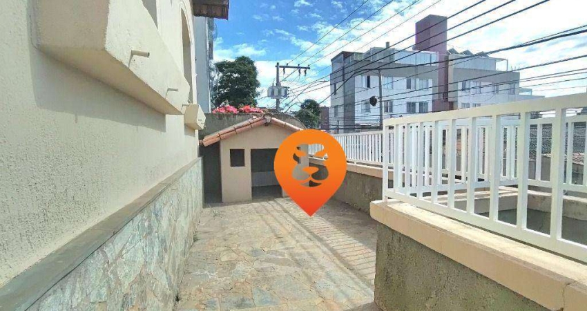 Casa com 3 dormitórios para alugar, 145 m² por R$ 5.790,00/mês - Santa Efigênia - Belo Horizonte/MG