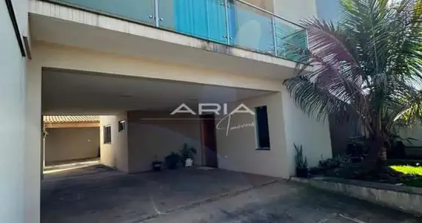Casa sobrado com 3 dormitórios disponível a venda no jd montecatine em cambé