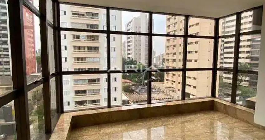 Apartamento alto padrão à venda, com 405m e 5 quartos no Centro de Londrina PR