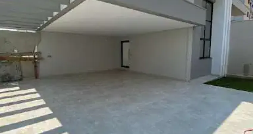 Casa com 4 dormitórios à venda, 272 m² por R$ 1.680.000,00 - Jardim Canaã - Varginha/MG