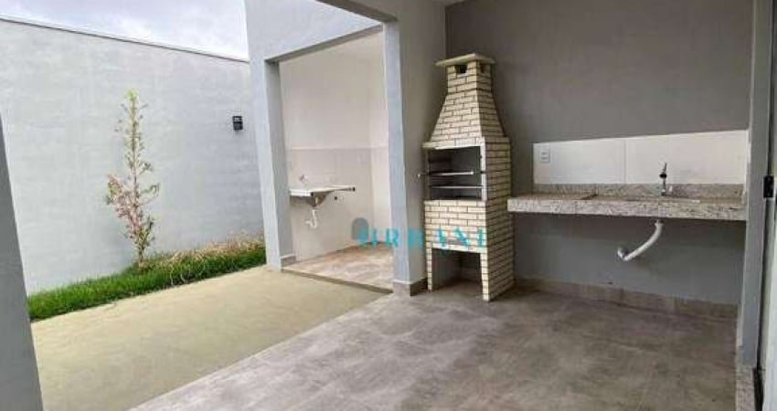 Casa com 3 quartos à venda na Rua Mauro Messias Mendes, 540, Residencial Belo Horizonte, Varginha
