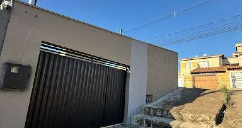 Casa com 3 dormitórios à venda, 88 m² por R$ 320.000,00 - Nova Varginha - Varginha/MG