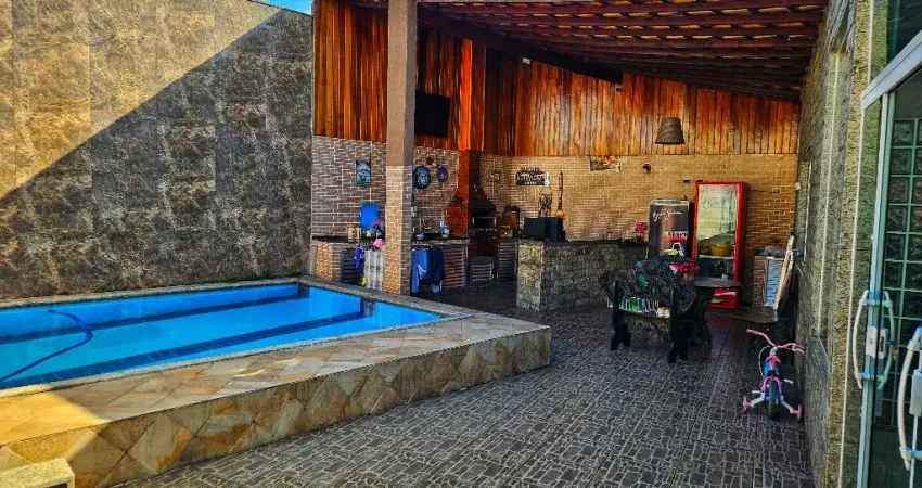 VENDO EXCELENTE CASA 3 QUARTOS, SUITE   GARAGEM 3 CARROS , PISCINA COM BAR A 3 MINUTOS DA DUTRA EM ROSA DOS VENTOS