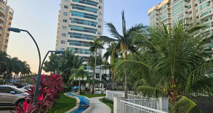 Vendo excelente apartamento condomínio bora bora na barra olímpica com 3 quartos , 88m², 2 vagas, sol da manhã.