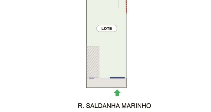 Terreno Comercial de 373m² com 16 Vagas p/ Carros e 8 caminhões Médios no Jardim Nova Era em Aparecida de Goiânia-GO