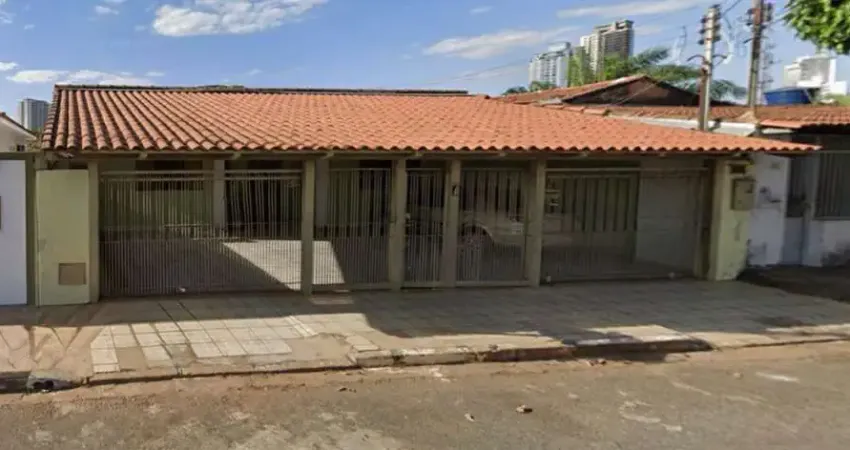 Imperdível: casa à venda em goiânia-go, setor coimbra! 4 quartos, 1 suíte, 2 salas, 3 banheiros, 4 vagas, 319m².