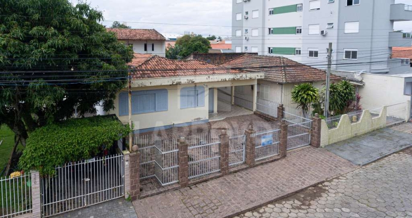 CASA NO BAIRRO DEHON