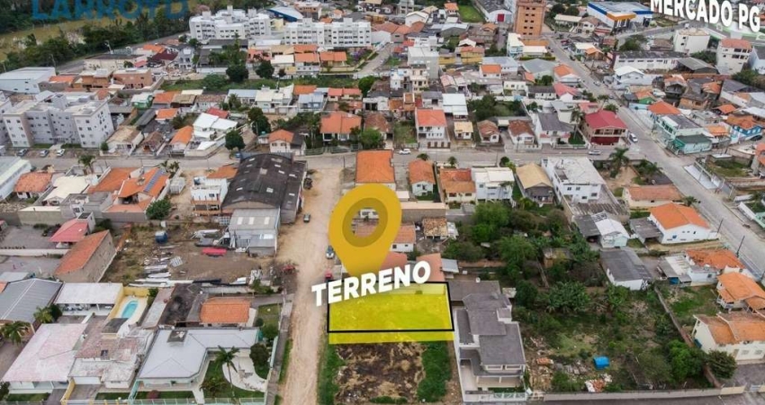 Terreno à venda na Rua Tiradentes, Morrotes, Tubarão