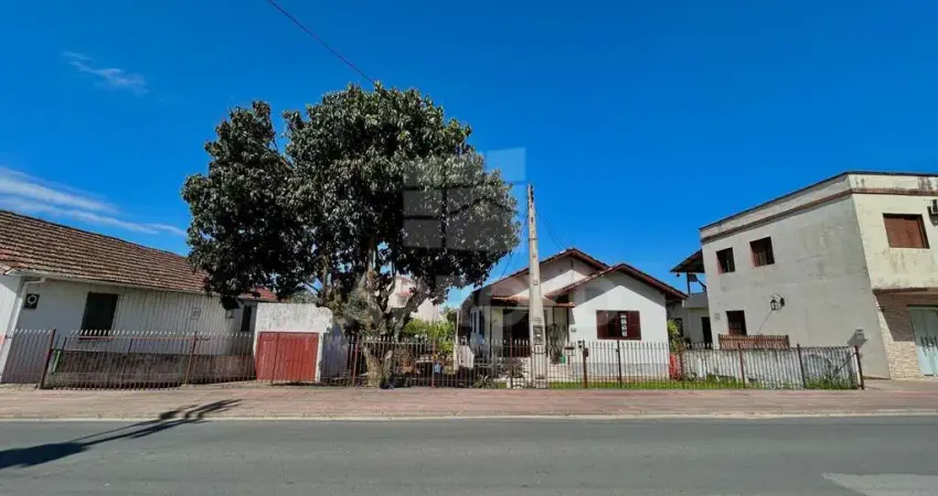 Casa com 4 quartos à venda na Rua Sílvio Burigo, Oficinas, Tubarão