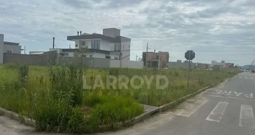 Terreno à venda na Rua Aldo Aleixo, Santo Antônio de Pádua, Tubarão