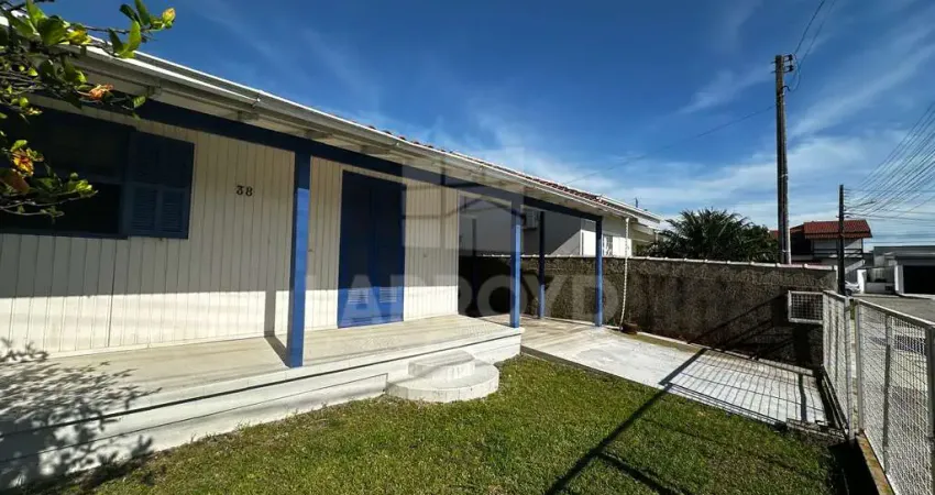 Casa com 2 quartos à venda na Rua Sabino Favarin, Oficinas, Tubarão
