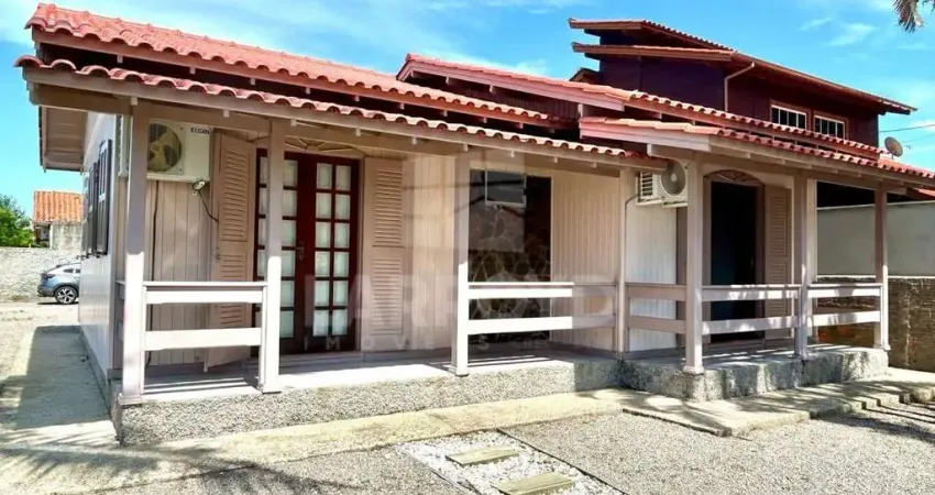 Casa com 3 quartos à venda no Oficinas, Tubarão