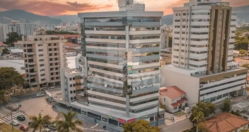 Sala comercial para alugar na Avenida Marcolino Martins Cabral, Vila Moema, Tubarão