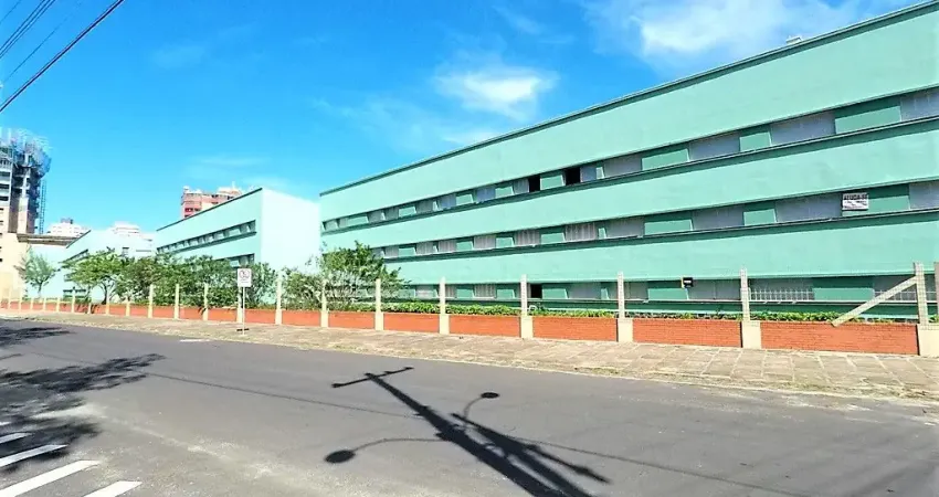 Apartamento Térreo de 2 Dormitórios a 1 Quadra do Mar