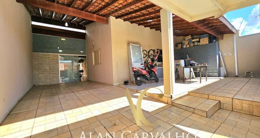 Casa para Venda em Mogi Mirim, Jardim Flamboyant, 2 dormitórios, 1 suíte, 2 banheiros, 2 vagas