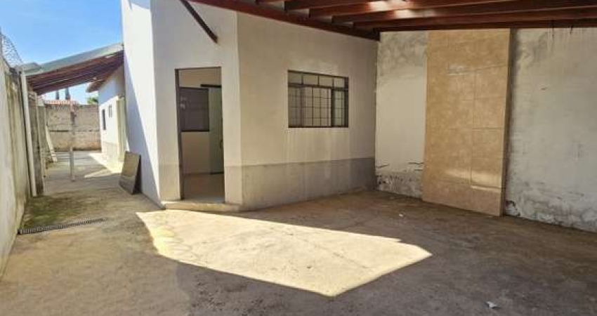 Casa para Venda em Mogi Guaçu, Jardim Suécia, 2 dormitórios, 1 banheiro, 2 vagas