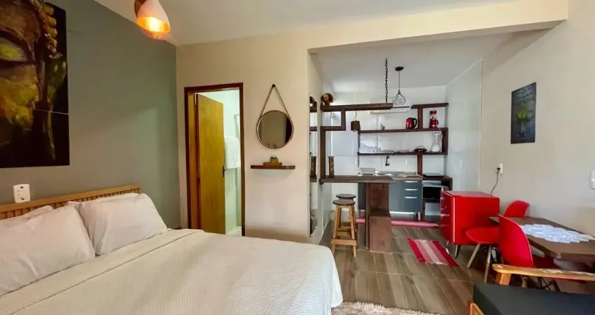 Flat mobiliado máximo 2 pessoas completo na pinheira é só mudar com vaga de garagem