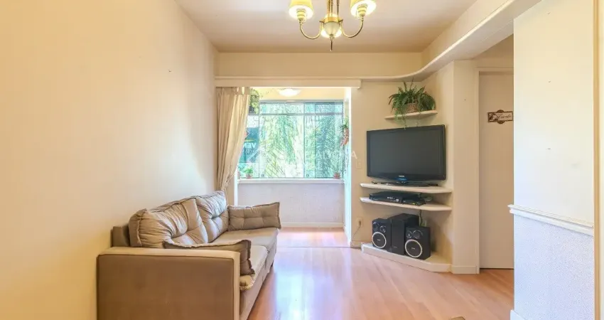 Apartamento 2 quartos, semi mobiliado, frente,l sacada integrada e 1 vaga de garagem escriturada.