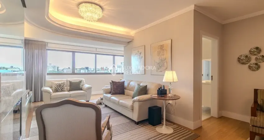 Apartamento com 3 quartos e 3 vagas, finamente decorado, lindóia