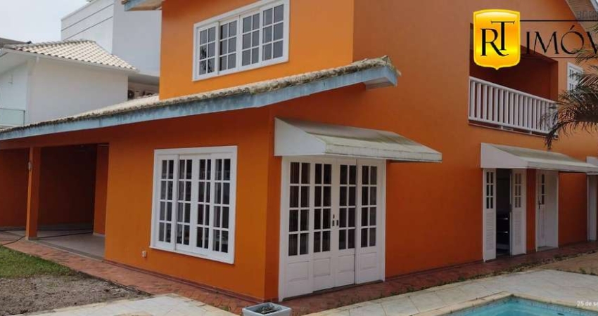 Casa à venda em Condomínio de alto padrão, Cabo Frio/RJ