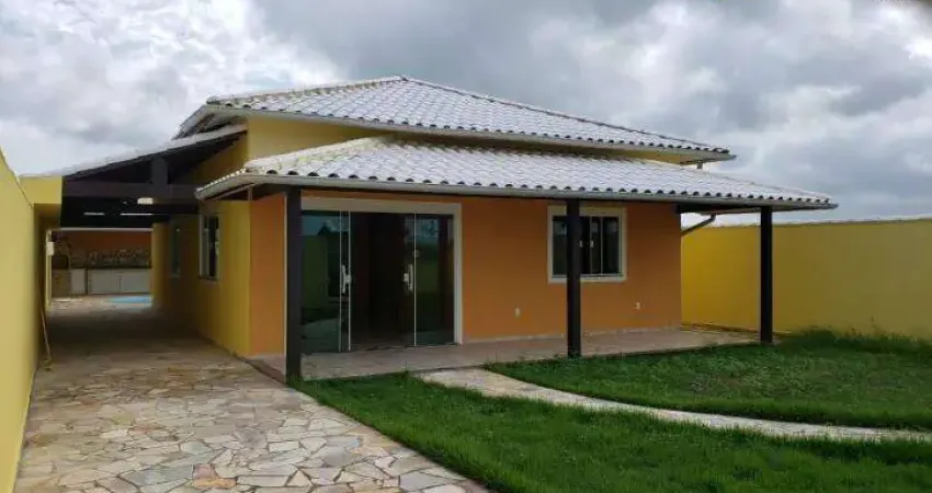 Casa em condomínio fechado com 3 quartos à venda na Vila dos Paratis, São Pedro da Aldeia 