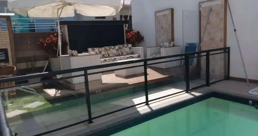 Linda Casa à Venda no Condomínio Hawaí em Araruama/RJ