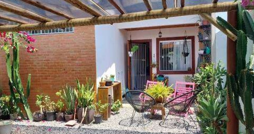 Casa Residencial de 2 Quartos com Churrasqueira e Quintal Amplo em Iguaba