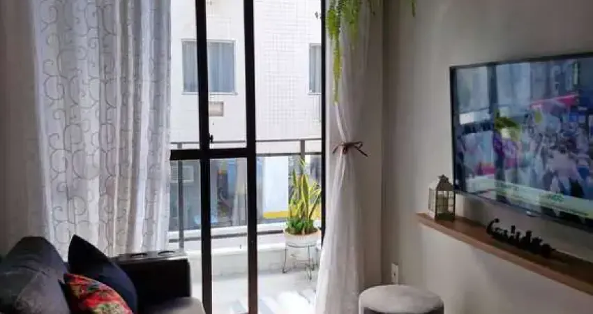 Apartamento reformado de 2 quartos à venda no Braga, Cabo Frio/RJ