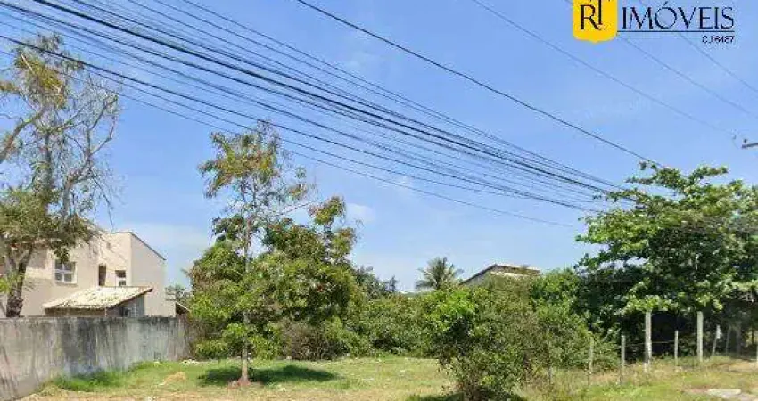 Terreno beira de canal na Ogiva