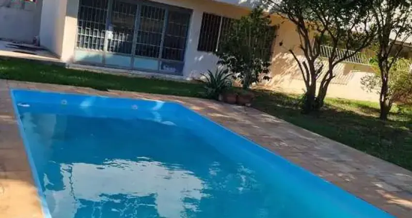 Excelente imóvel  de 4 quartos para venda ou locação na Praia Linda - S P A