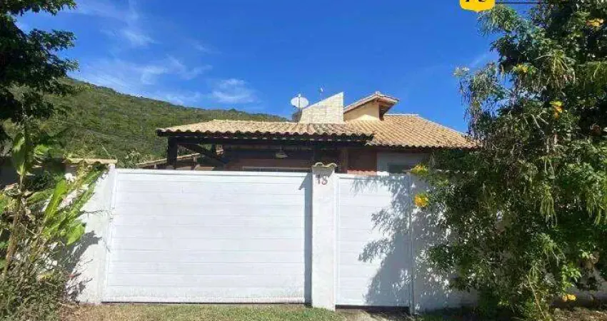 Casa em condomínio fechado com 2 quartos para alugar no Peró, Cabo Frio 