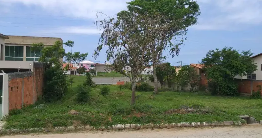 Terreno com 318m² a venda no residencial alpha beach - araruama/rj