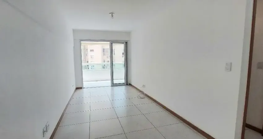 APARTAMENTO 2 QUARTOS COM INFRAESTRUTURA NO FLAMENGO