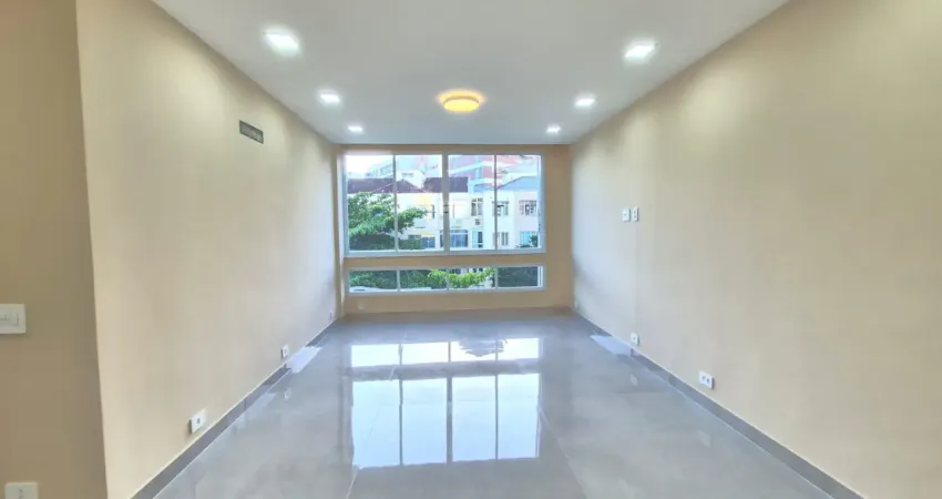 *apartamento reformado com 3 quartos (1 suíte + 1 suíte canadense) — av. bartolomeu mitre, leblon*