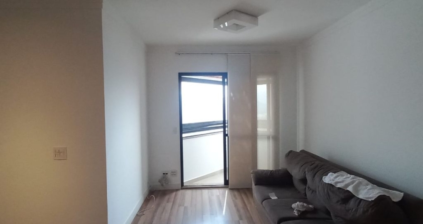 Apartamento com 3 dormitórios na Vila Lavínia