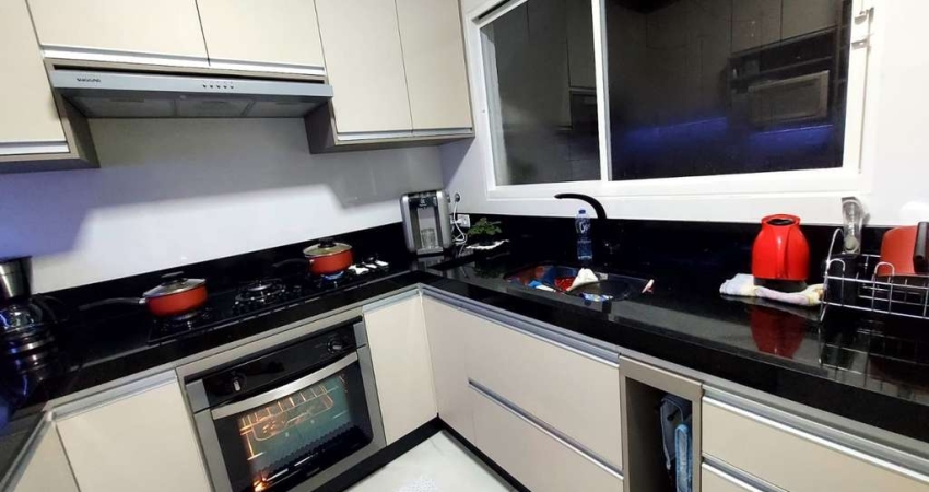 Casa para Venda em Mogi das Cruzes, Jundiapeba, 2 dormitórios, 2 banheiros, 1 vaga