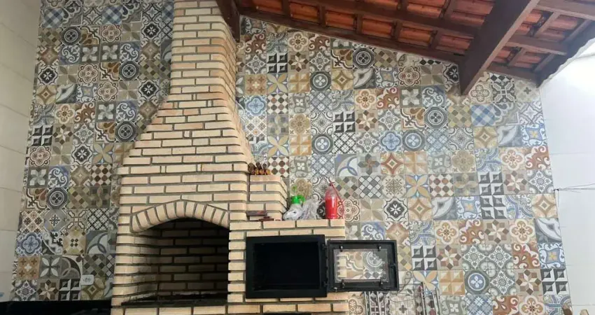 Casa para Venda em Mogi das Cruzes, Cézar de Souza, 2 dormitórios, 2 banheiros, 2 vagas