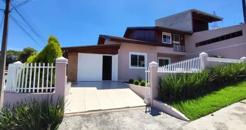 Casa com 4 quartos à venda na Rua Ruben, 125, Cristo Rei, Campo Largo