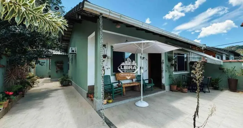 Casa rural próxima ao le cantão: reformada, 2 quartos + suíte, linda vista!