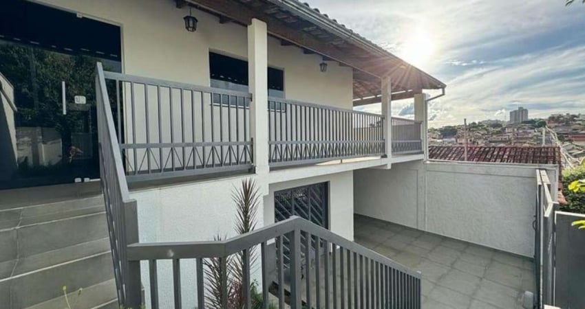 Casa para Venda em Araxá, Santo Antônio, 4 dormitórios, 2 suítes, 3 banheiros, 2 vagas