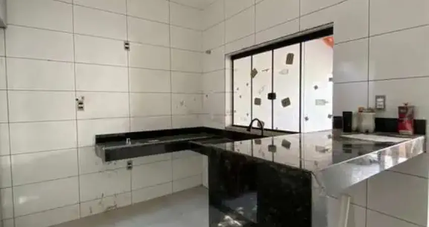 Casa para Venda em Araxá, Loteamento Residencial Dona Adélia II, 2 dormitórios, 1 banheiro, 1 vaga