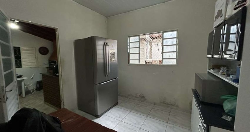 Casa para Venda em Araxá, CENTRO, 3 dormitórios, 2 banheiros, 1 vaga