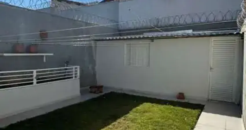 Casa para Venda em Araxá, JARDIM EUROPA IV, 2 dormitórios, 1 suíte, 2 banheiros, 3 vagas
