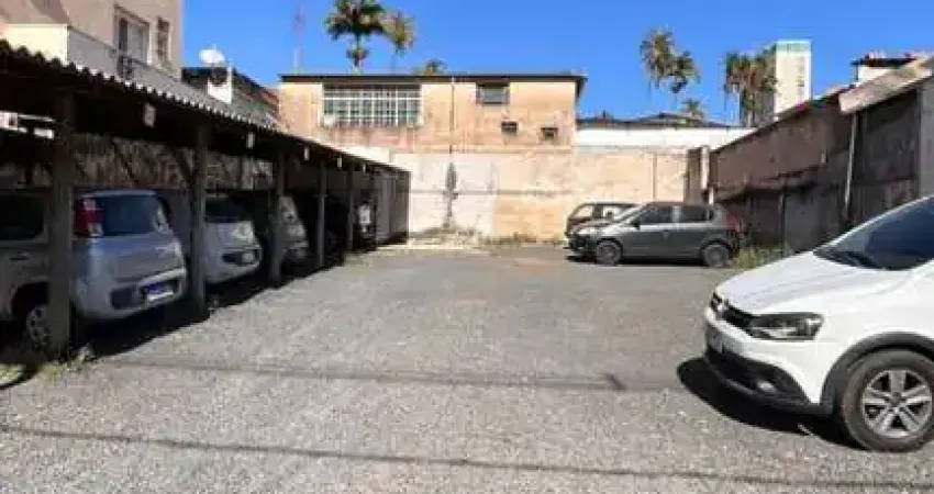 Terreno à venda na Rua Uberaba, Centro, Araxá