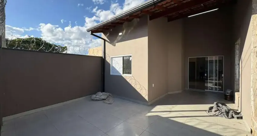 Casa para venda em araxá, santa rita ii, 3 dormitórios, 1 suíte, 2 banheiros, 2 vagas